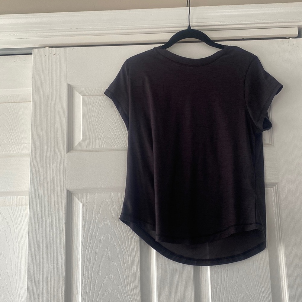 An old navy active black shirt